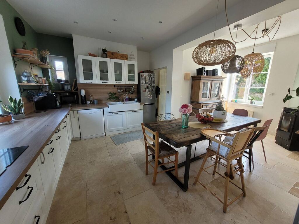 Maison de village sur 1 800 m²