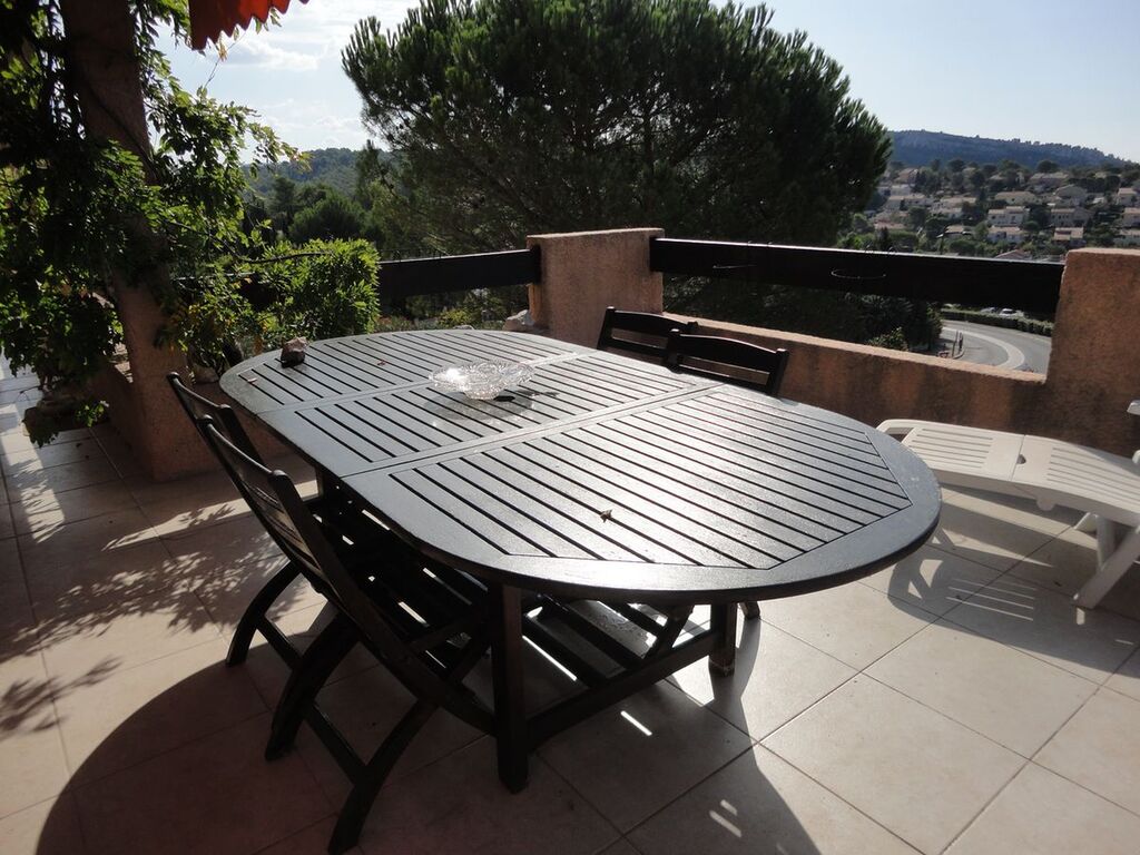 vente maison avec terrasse vue dominante 13470