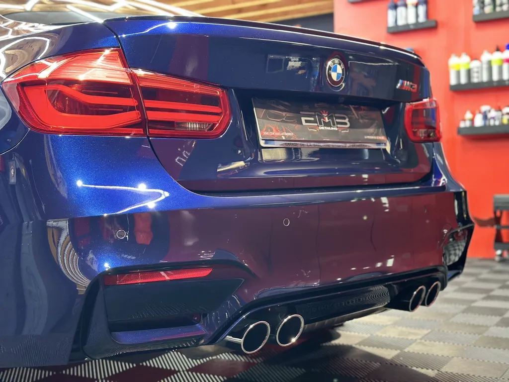 Detailing auto lyon traitement céramique carrosserie BMW M3