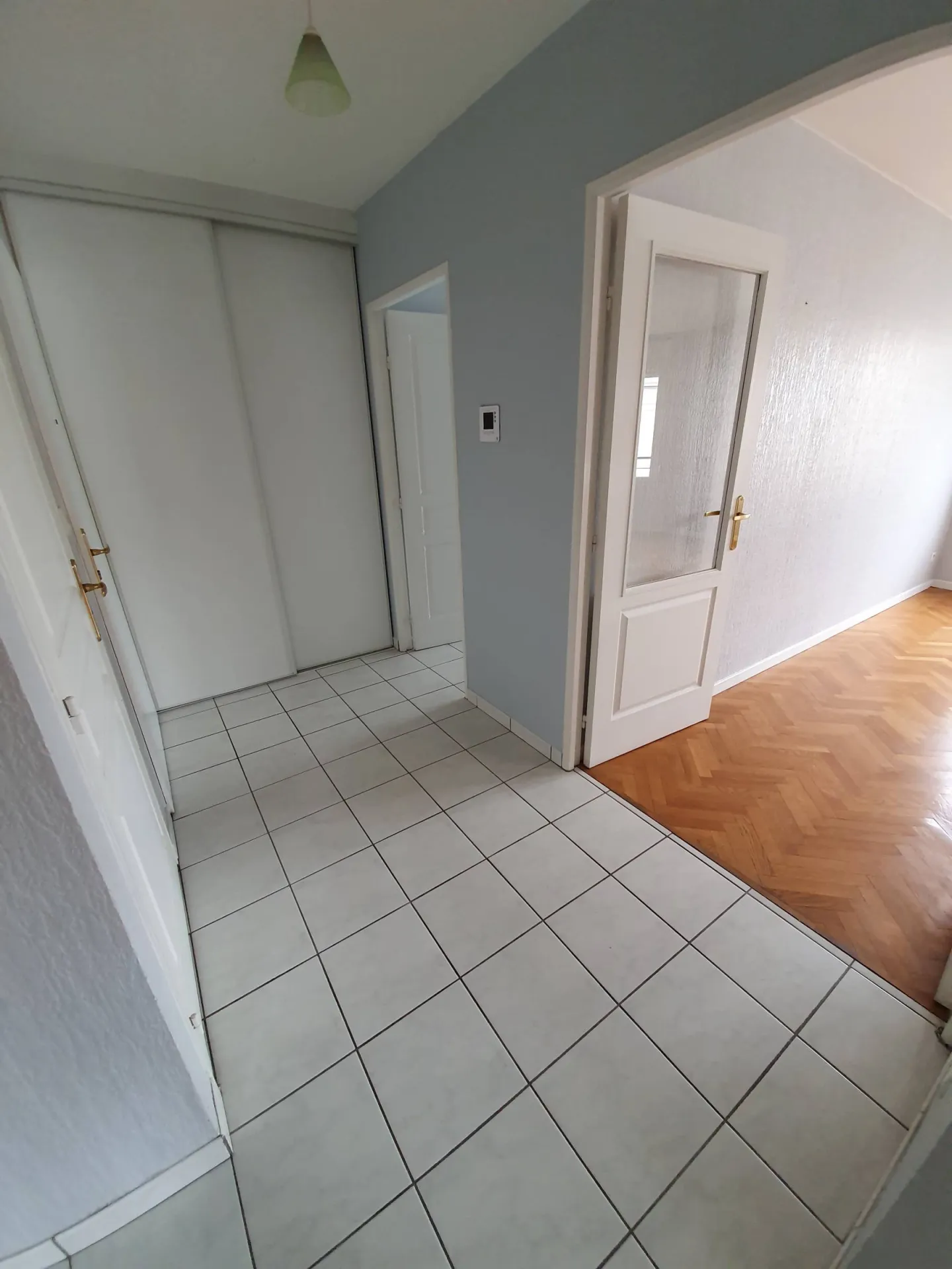 A louer appartement lumineux idéalement situé à Lyon 3
