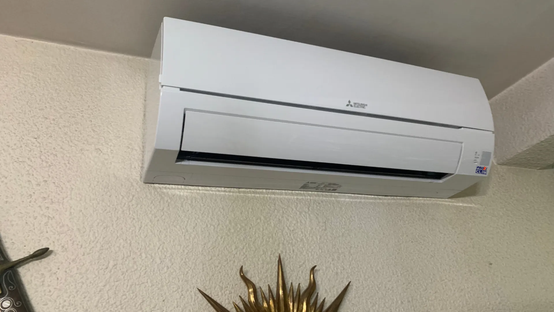 Mural HR25 Mitsubishi Electric Aix-en-Provence installé par PROXICLIM