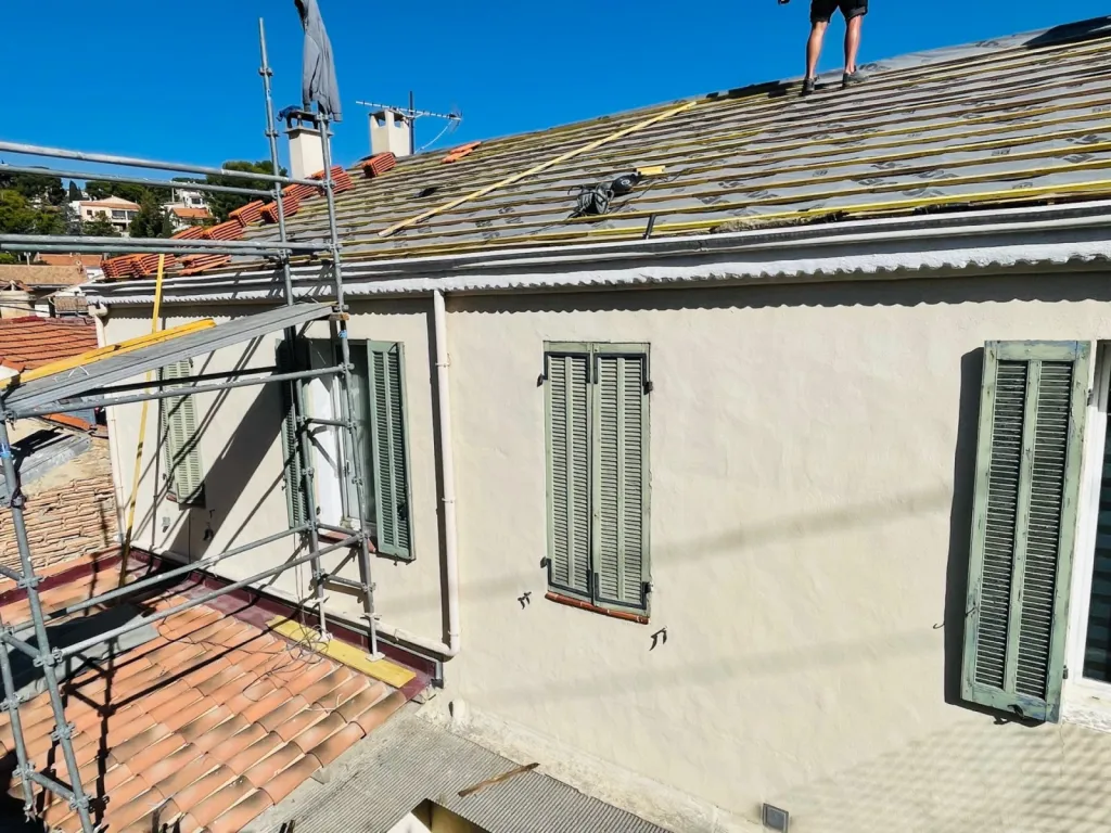 Nouvelle réfection de toiture de maison près de Aix en Provence