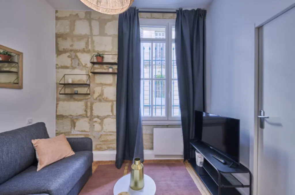 Notre zone d'activité pour ce serviceOpter pour la construction d’une maison en bois avec bardage extérieur naturel, toiture végétalisée, isolation écologique et intérieur chaleureux sur mesure