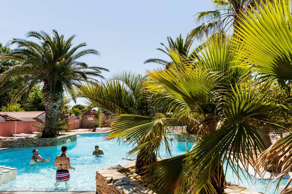 espace aquatique en camping à Vias-plage proche du Cap d'Agde