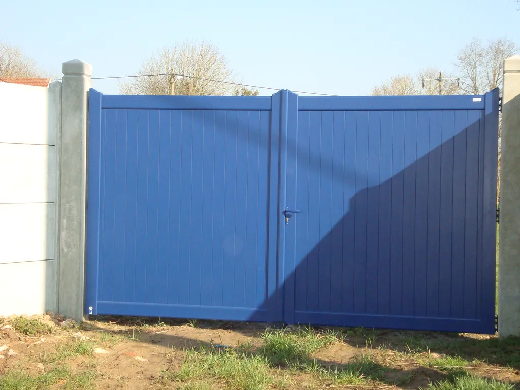 Installation de Portail Aluminium Motorisé, Modèle Sur-Mesure et Pose Professionnelle Sécurisée à Bihorel en Seine-Maritime 76 et Rouen