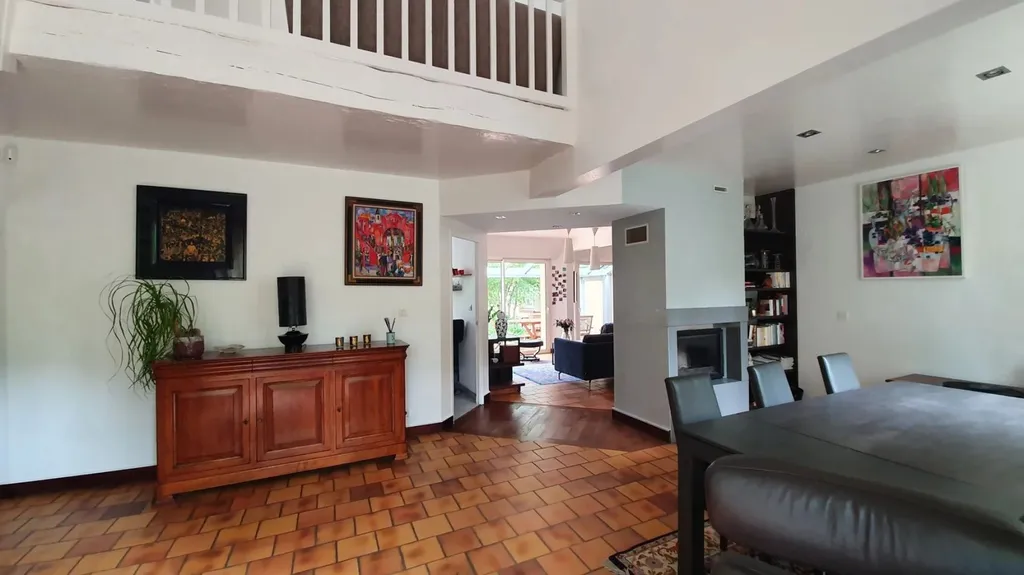 VENDU - Propriété avec parc et dépendances - Le Mans - à vendre