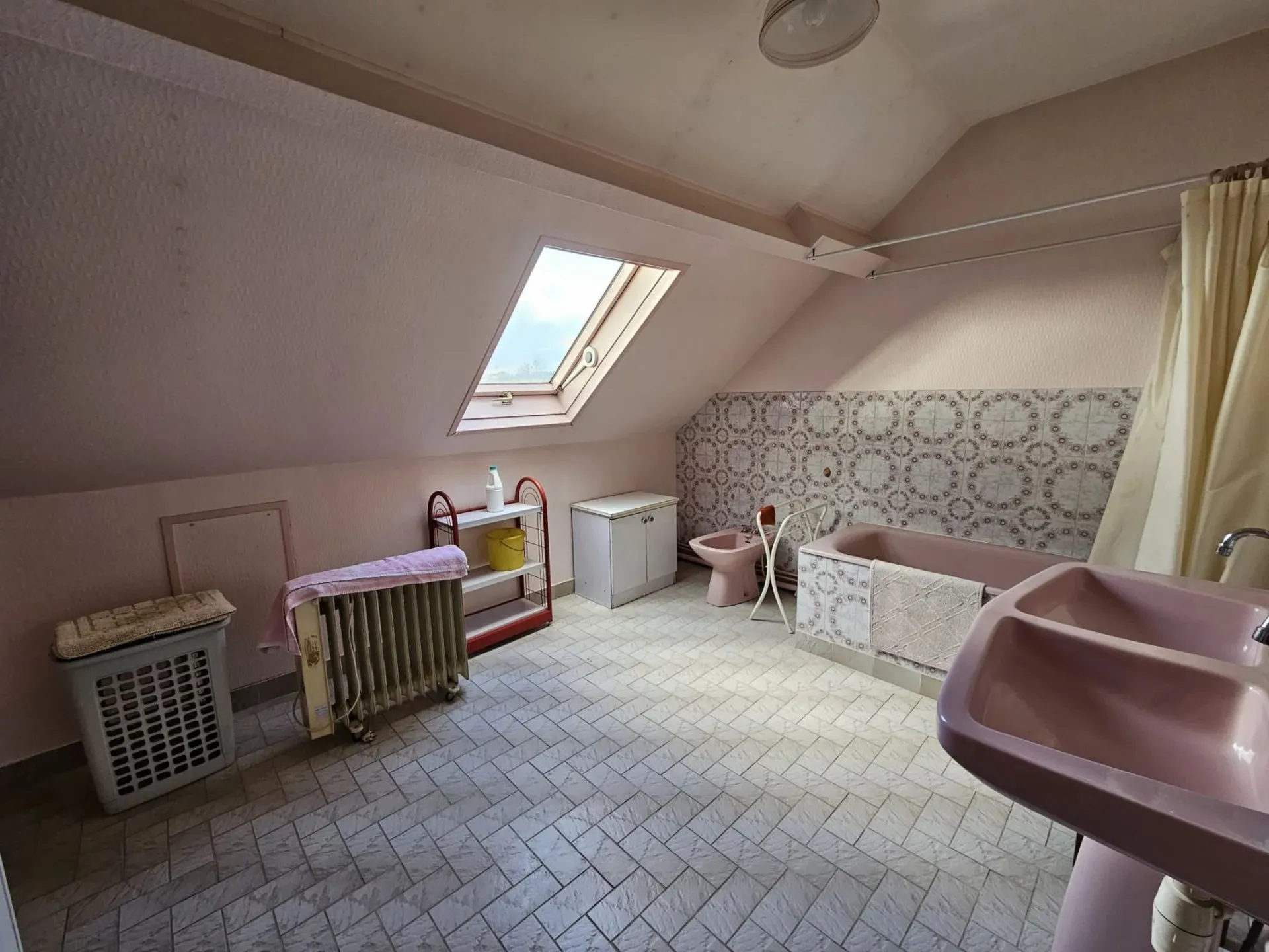 pavillon à vendre au calme pour une famille à la ferté bernard en sarthe