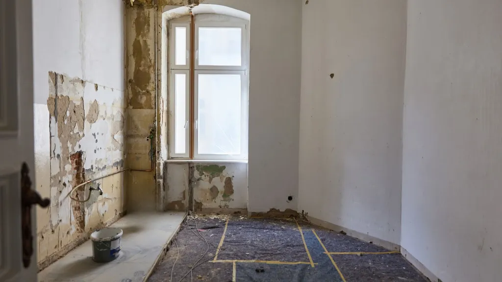 Restauration d'un château du XVIIIe à Latresne avec dépendances : redonner vie aux pierres de taille et créer un spa intérieur d'exception
