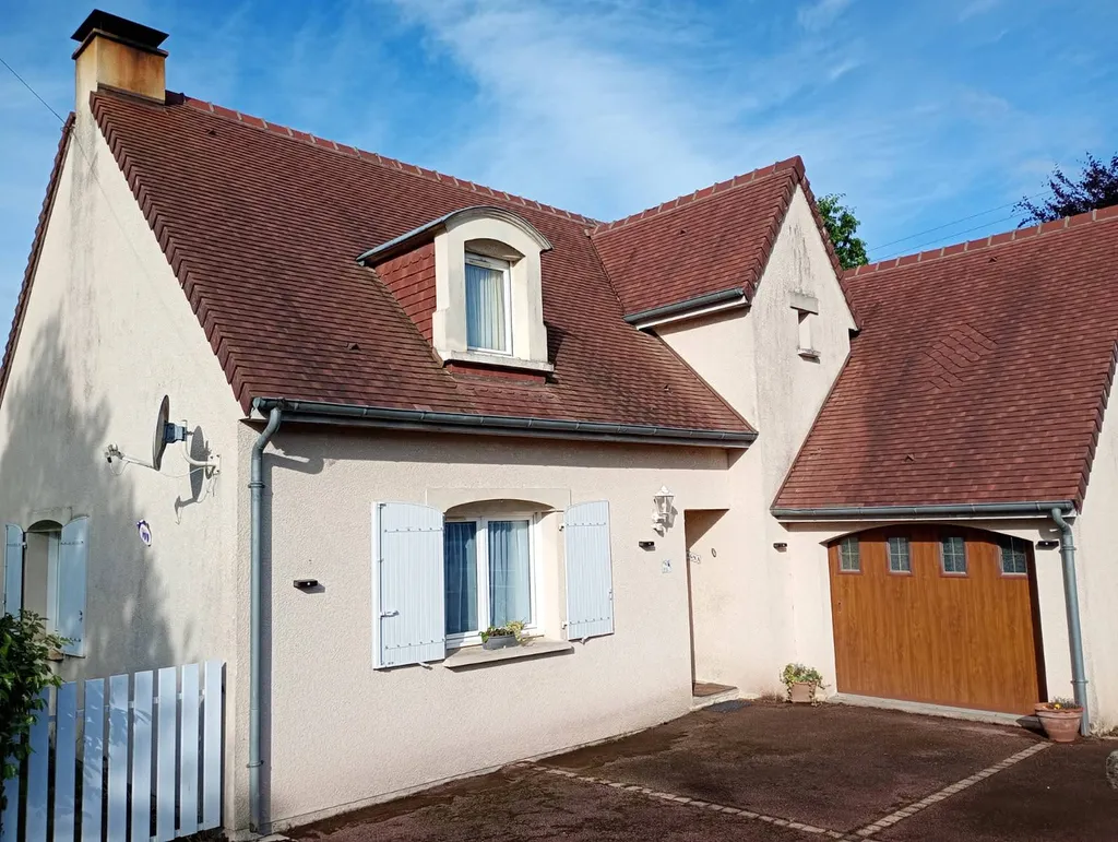 Vente d'une Maison Contemporaine avec jardin d'environ 1 000 m², limite Calvados 14