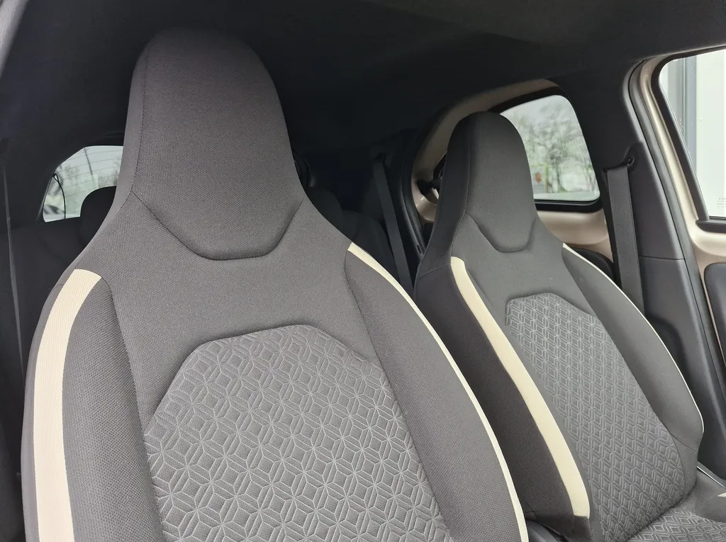 Toyota Yaris X 72 CH BVM 5 DESIGN ZEN MY23 OCCASION / 1ère Main / CAMERA DE RECUL / PRES DE TOULOUSE A PLAISANCE DU TOUCH EN OCCITANIE