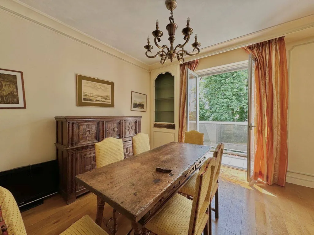 A vendre 4 pièces en dernier étage avec terrasse - Bois de Boulogne Neuilly sur Seine 92200