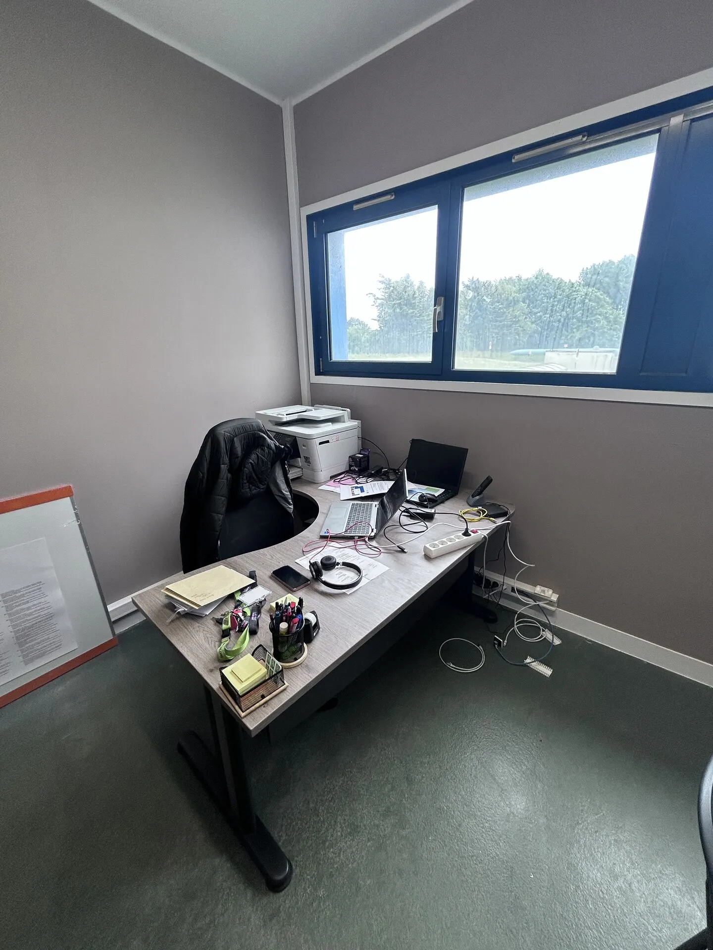 bureau avec retour caisson bout de bureau 