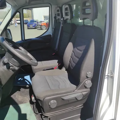 Iveco 20m3 caisse demenageur  avec Hayon total  à Bordeaux