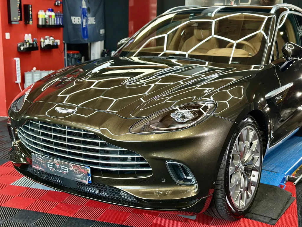DETAILING auto protection carrosserie Aston Martin DBX sur Limonest 