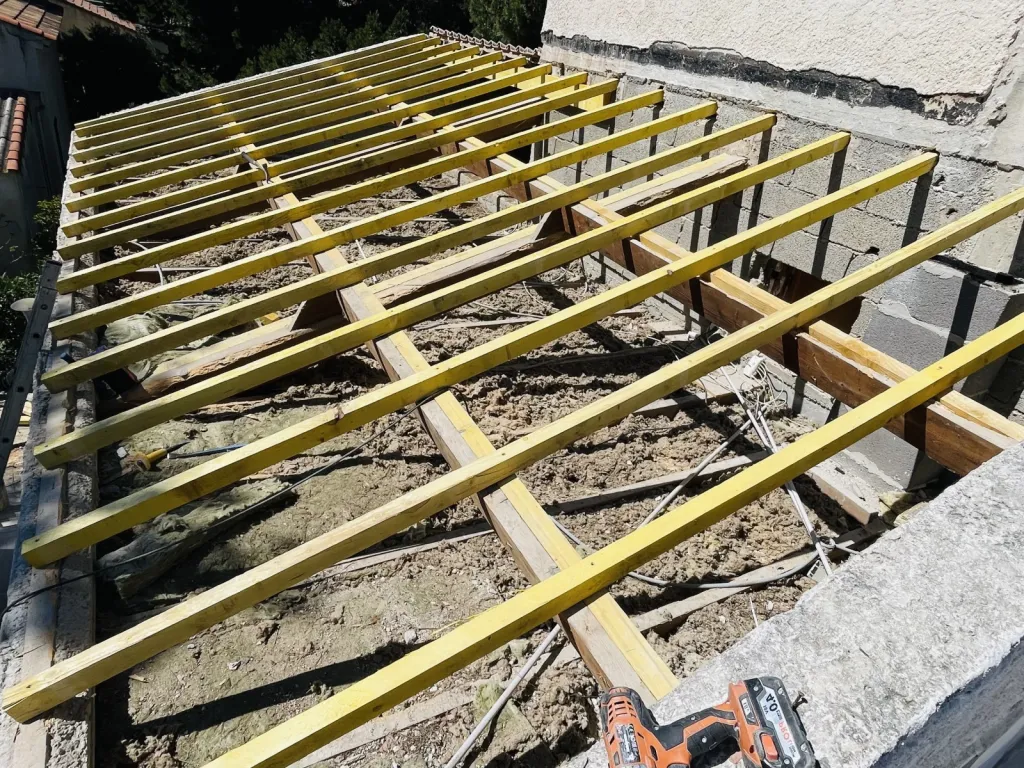 pose de poutres et chevrons sur aix en provence