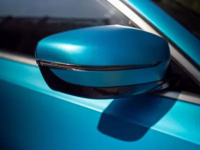 Personnalisation sur mesure d’une BMW Série 3 avec un covering élégant chez Gloss Obsession près de Auray.