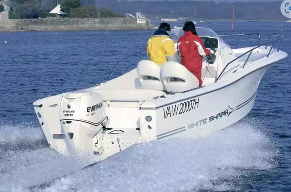 240 SC Evo White-Shark à vendre neuf à Sanary-sur-Mer