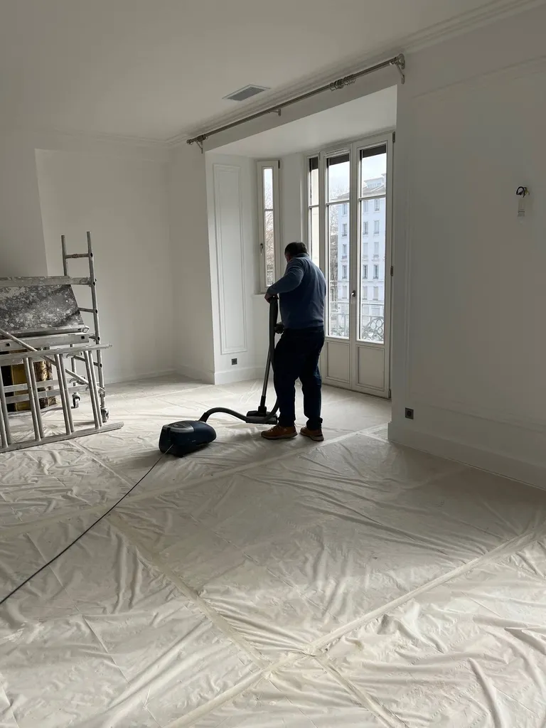 Rénovation d'exception dans le 6e arrondissement : L'élégance au service du confort