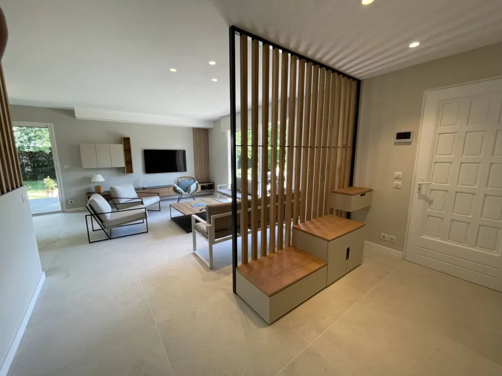 fabricant de meubles à chaussure sur mesure dans un entrée à Arcachon