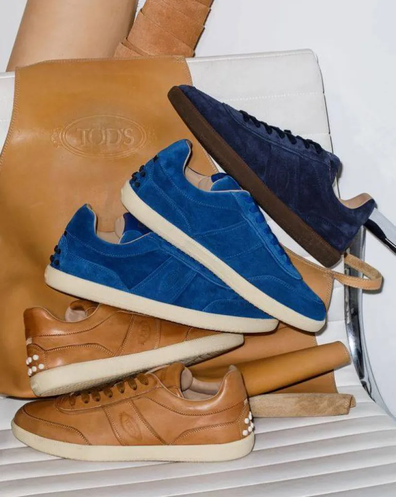 La nouvelle collection Tod's pour hommes printemps-été 2021 des images d'élégance à l'italienne.