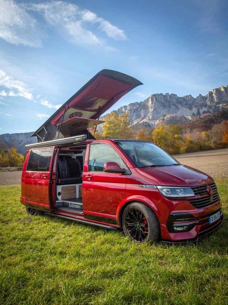 Pose de toit relevable sur-mesure VW T6.1 Long Full Options à Marseille et dans les Bouches-du-Rhône