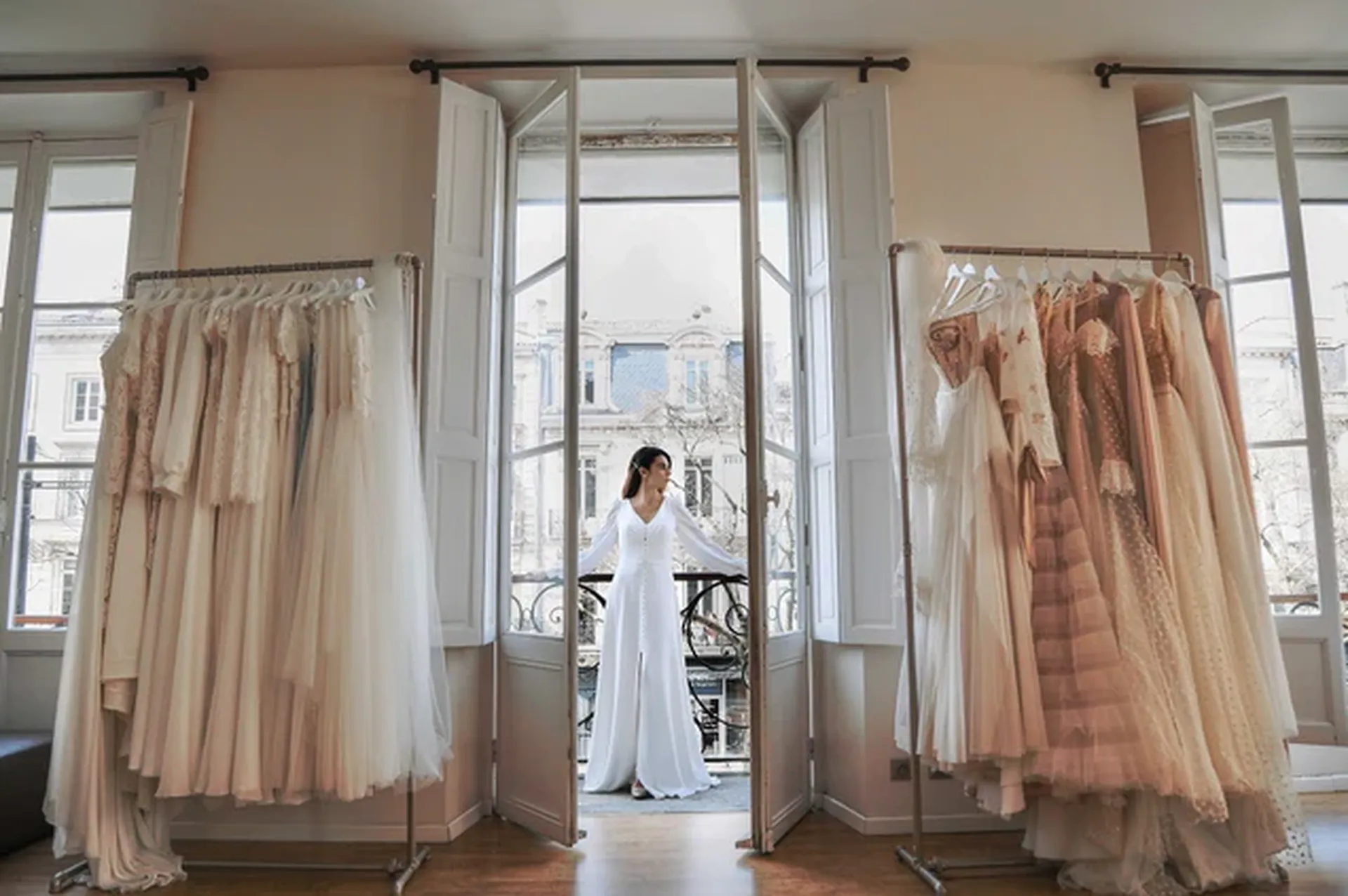 Interview de la jolie boutique de robe de mariée, Les filles fidèles - Les Mariages de Mademoiselle L