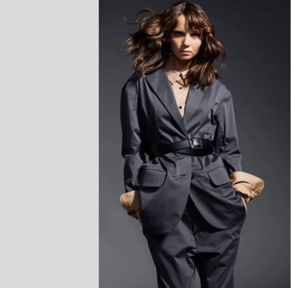 Lis Lareida une collection printemps-été 2020 intemporelle que Sacha vous propose dans son concept store.