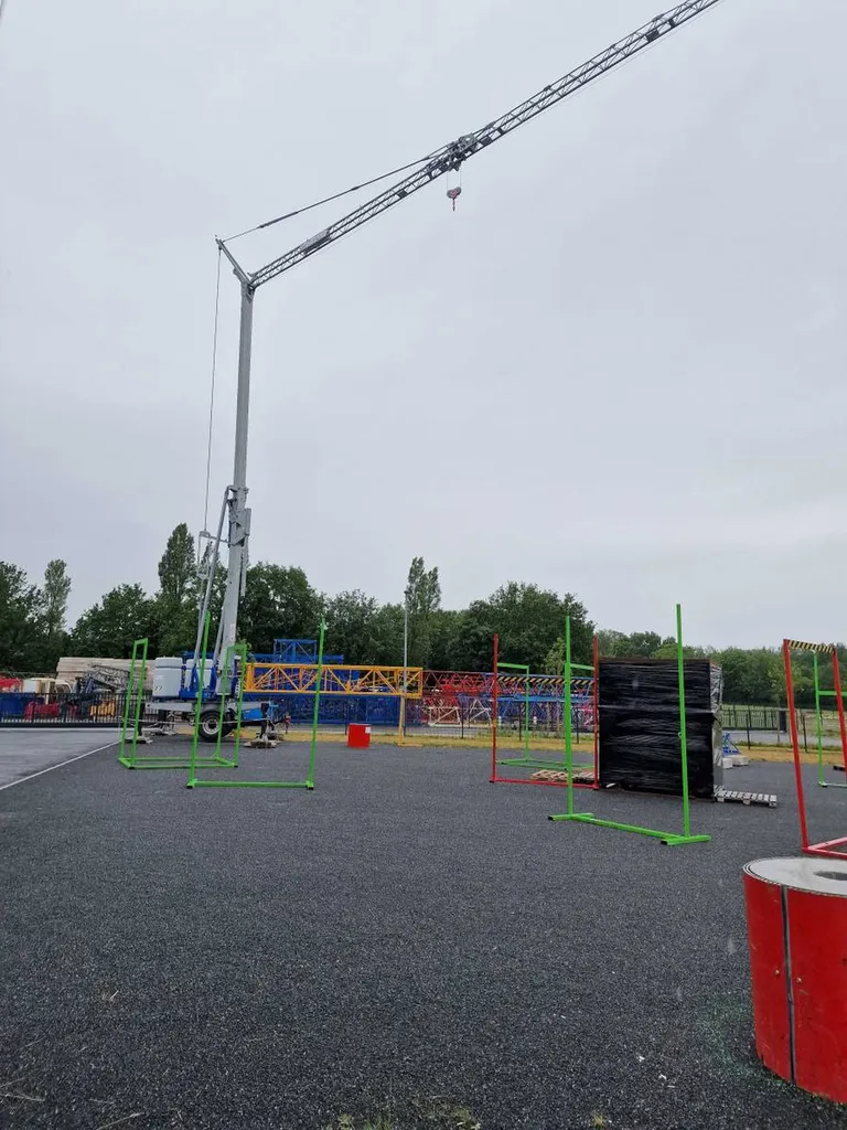 Formation et CACES® R487 Catégorie 3 – Grue à tour à montage automatisé (GMA) à Cordelle près de Roanne (Loire 42)