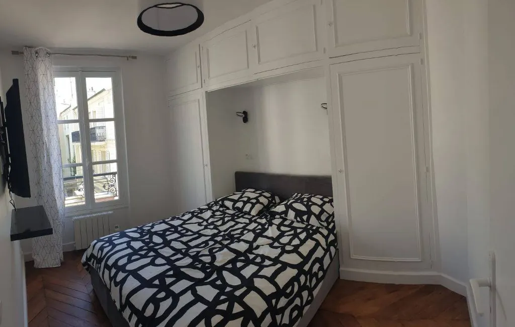 A vendre Pied à terre Parc Monceau Paris 75017