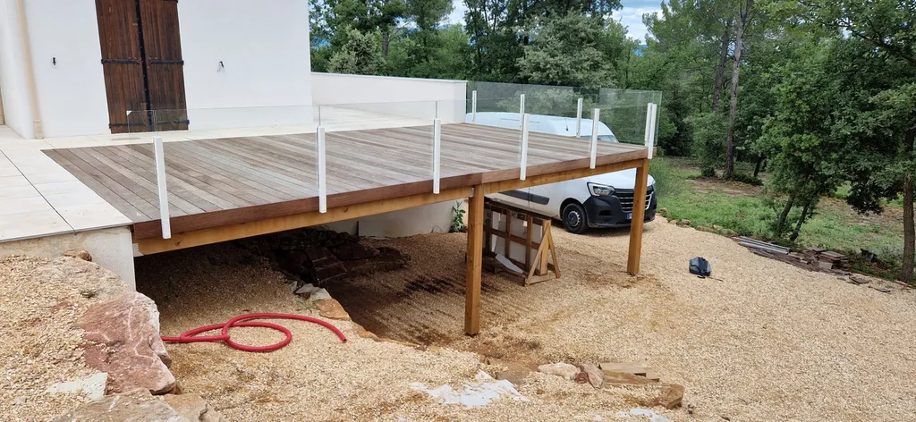 aménagement garde corps en verre 