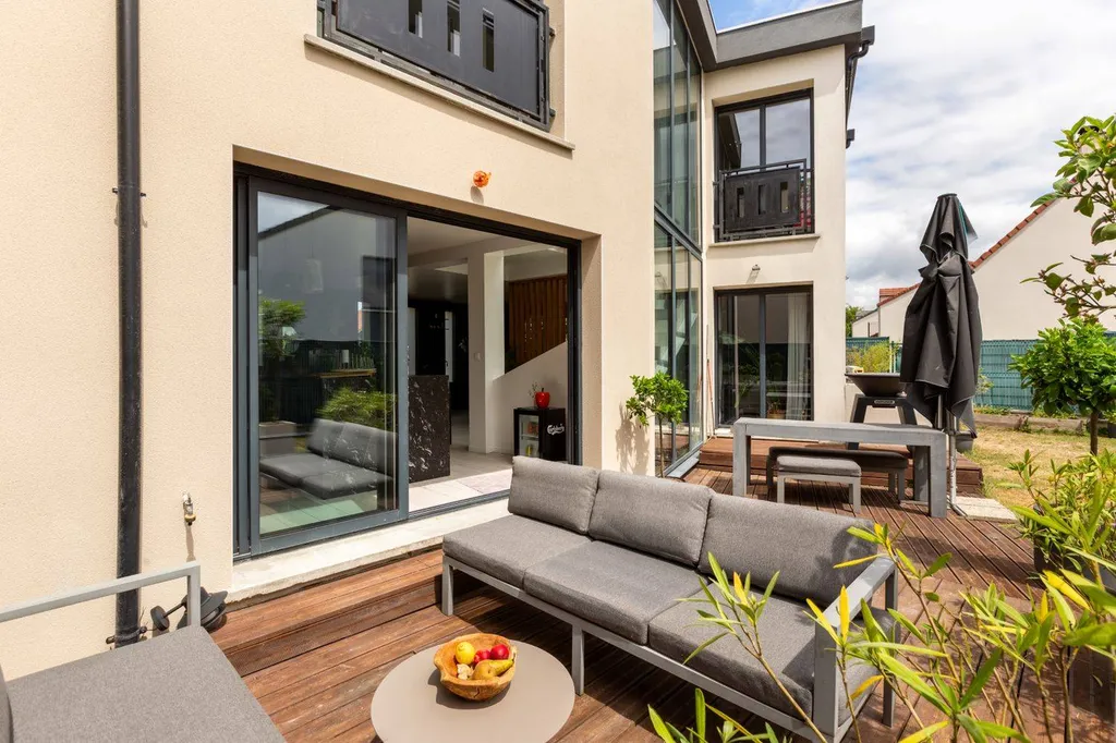 A vendre Maison contemporaine avec jardin à Chatou 78