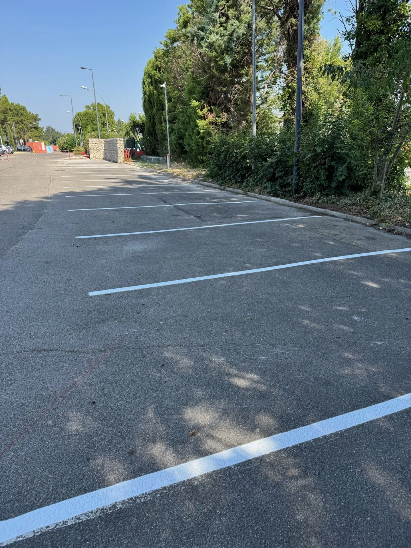 Sécurisation et implantation des places pour un parking sur Avignon