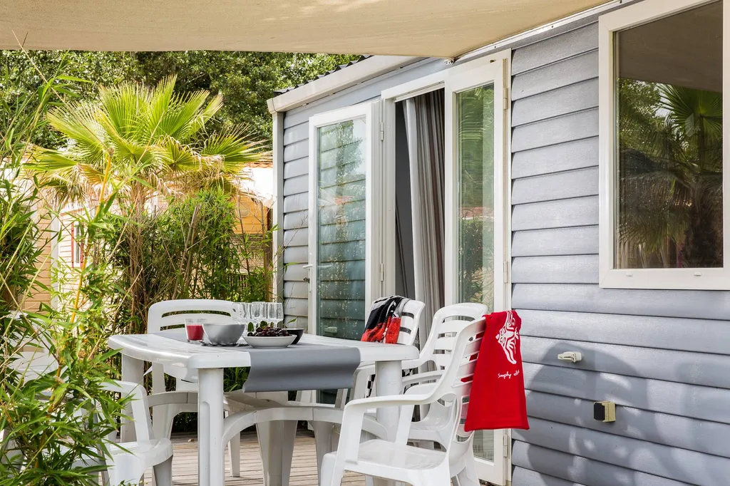 camping 4 étoiles pas cher avec mobil home à Vias bord de mer