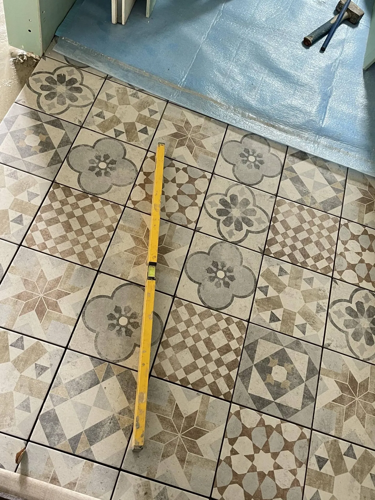 Rénovation des sols en carrelage pour mettre en valeur votre intérieur à Tassin la Demi Lune (69)