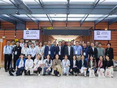 photographe événementiel centre de congrès de Lyon congrès du cuir photo de groupe