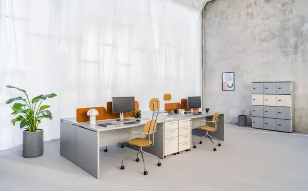 Gamme ULY des bureaux modulaires et ergonomiques pour open space et entreprises dans toute la région PACA