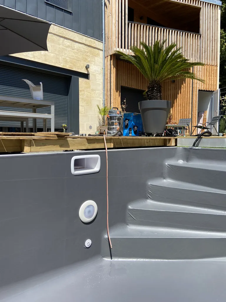 remplacer le liner de ma piscine à Lacanau
