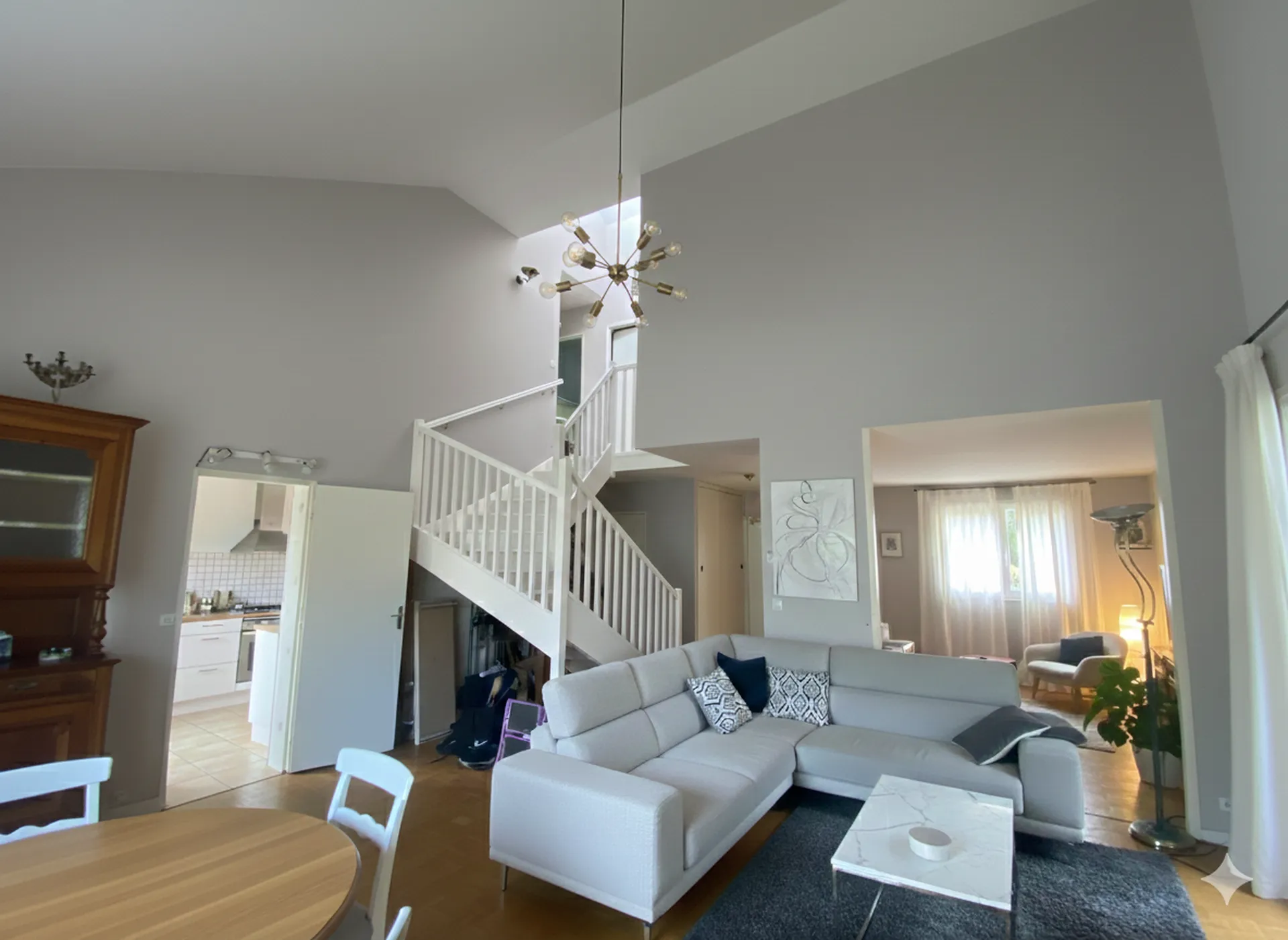 salon rafraichit et bureau maison en vente chez Helix le Vésinet à Montesson