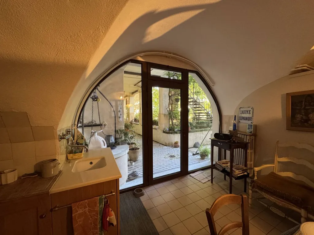 Porte arrondie imitation Fer vue intérieur