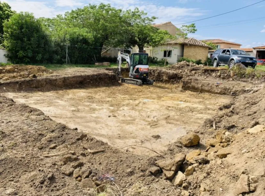 Terrassement pour la construction d'une maison à Brumath dans le Bas-Rhin CLK 