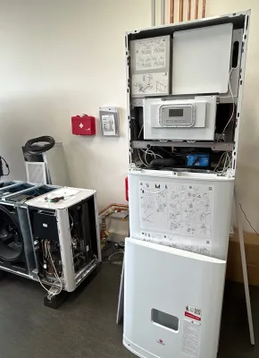 pose d’une pompe à chaleur Saunier Duval geniaset 13011