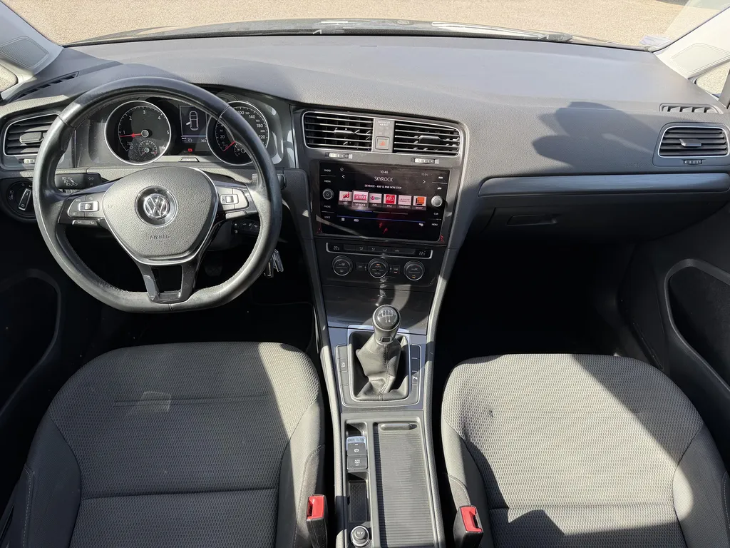 Achat voiture occasion près du Havre : découvrez cette Volkswagen Golf 1.6 TDI 115 First Edition en Normandie