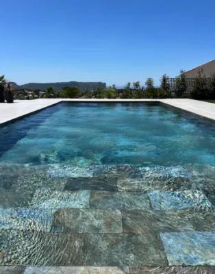 Terrasse en Pierre Naturelle, dallage, dalle, carrelage, pavé, margelle de piscine : Élégance, Authenticité et Durabilité – FRANCEPIERRE