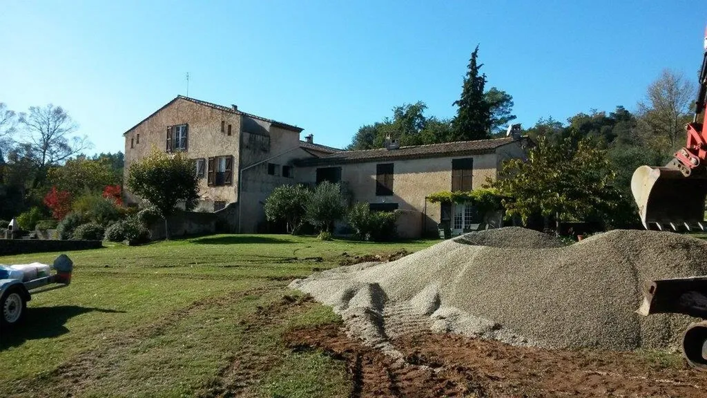 Pose de microstation d épuration de 30 eh vers Lorgues