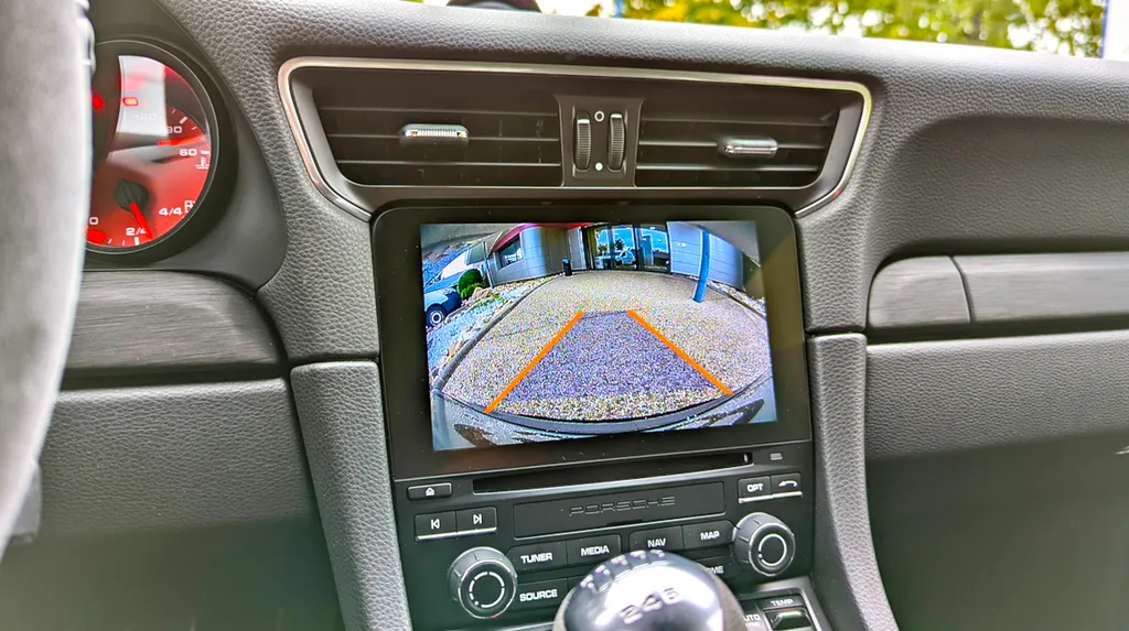 Installateur caméra de recul PCM 3 Lyon Access Auto Miribel