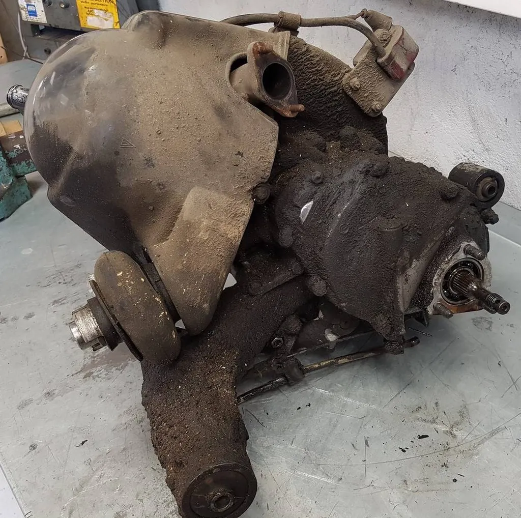 RESTAURATION VESPA PRIMAVERA 125 VAR