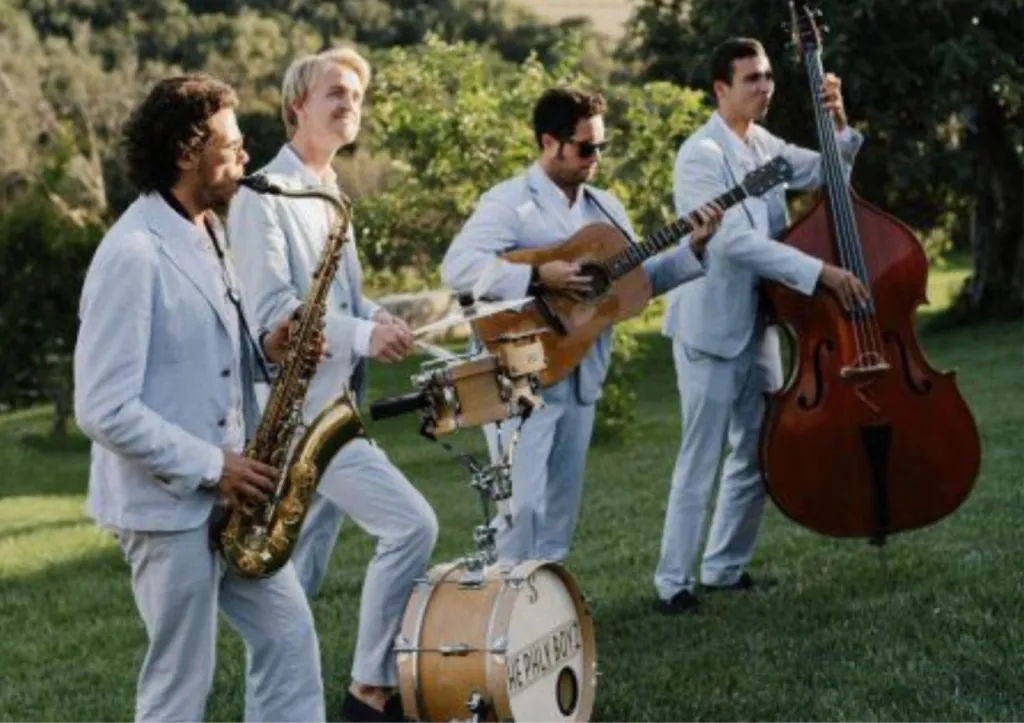 Notre Agence de Wedding Planner My Event' By Jenny pour organiser votre cérémonie laïque en bord de mer à l'étranger