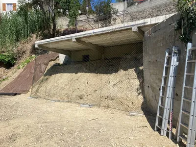 Grillage pour palissage de grands végétaux à Nice Nord