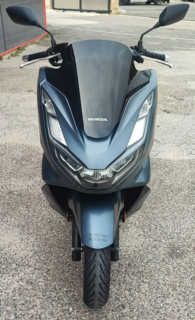 HONDA PCX 125 DU 05/2022 AVEC 12450 KM.