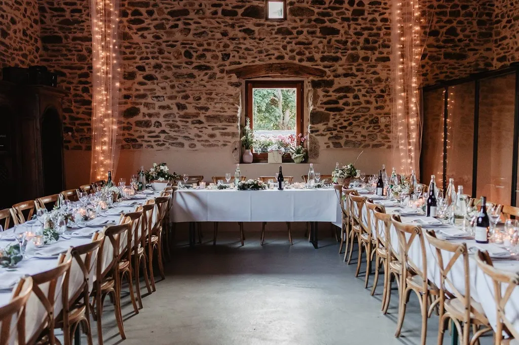 Location de table et chaises pour mariage à Lyon